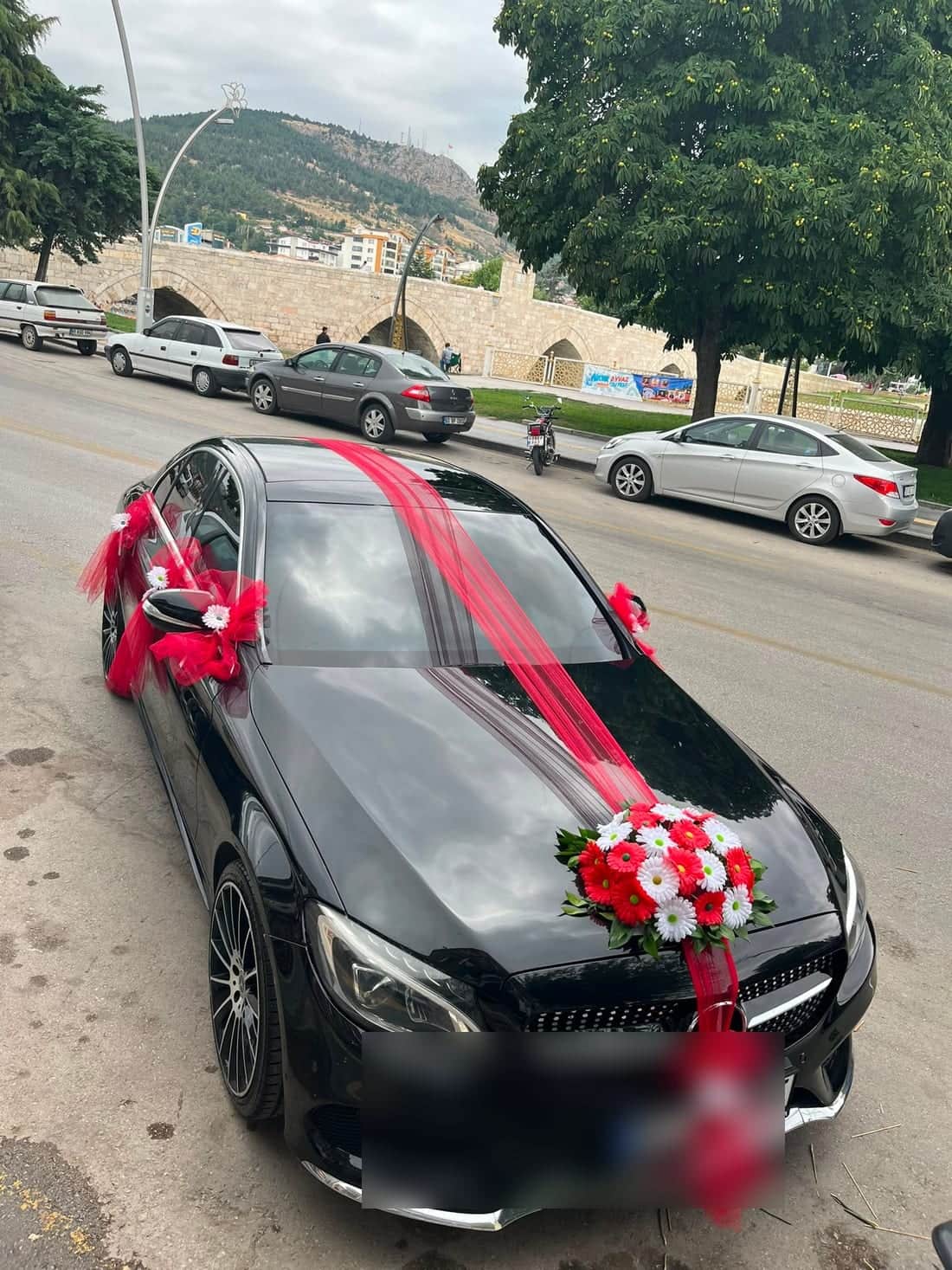 FloraMia Tokat çiçekçi düğün arabası kurdele süslemesi
