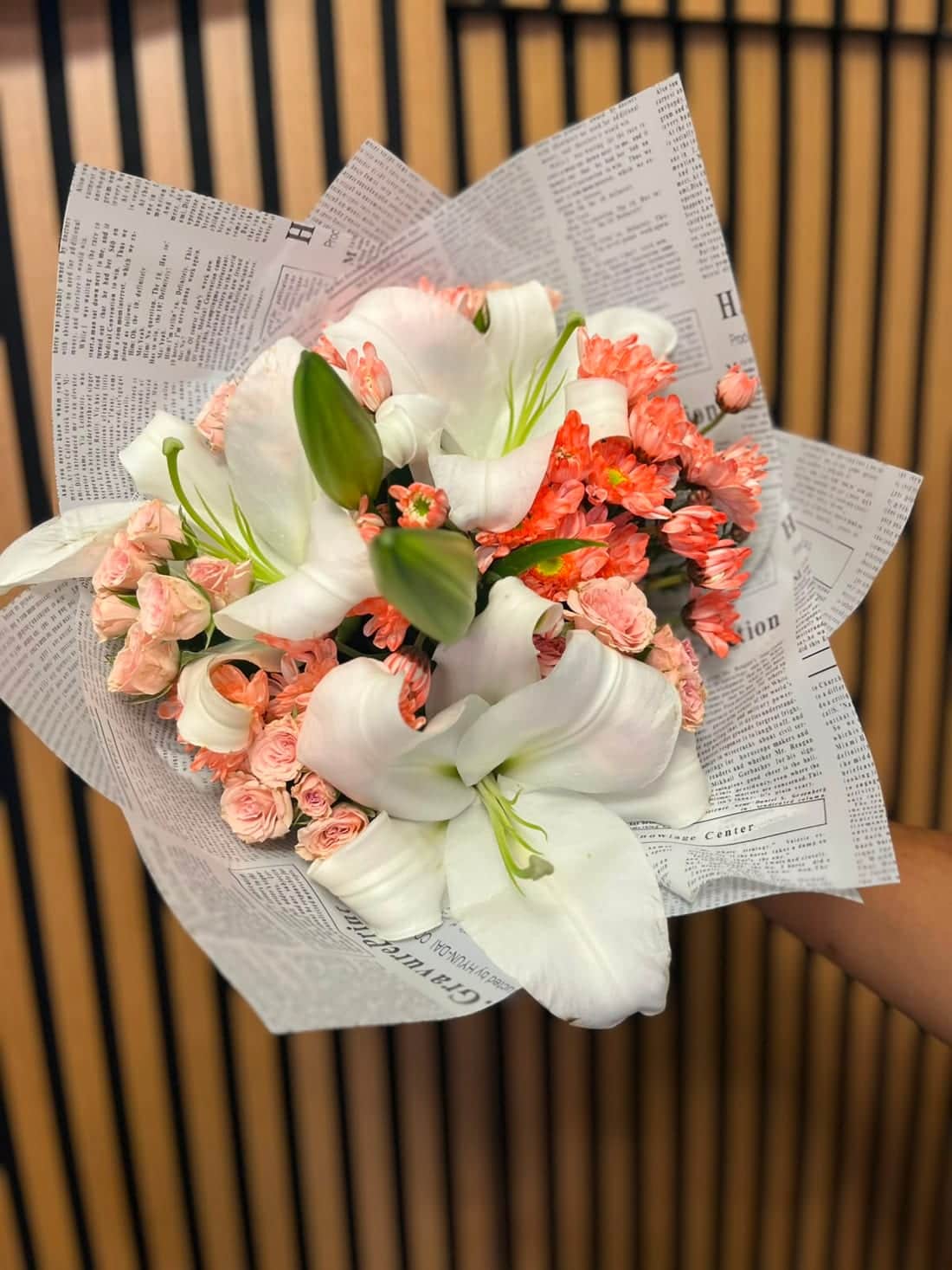 FloraMia Tokat çiçekçi zambak ve gerbera buketi